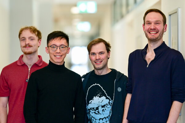 Team-at-issueness-as-propositional-prominence